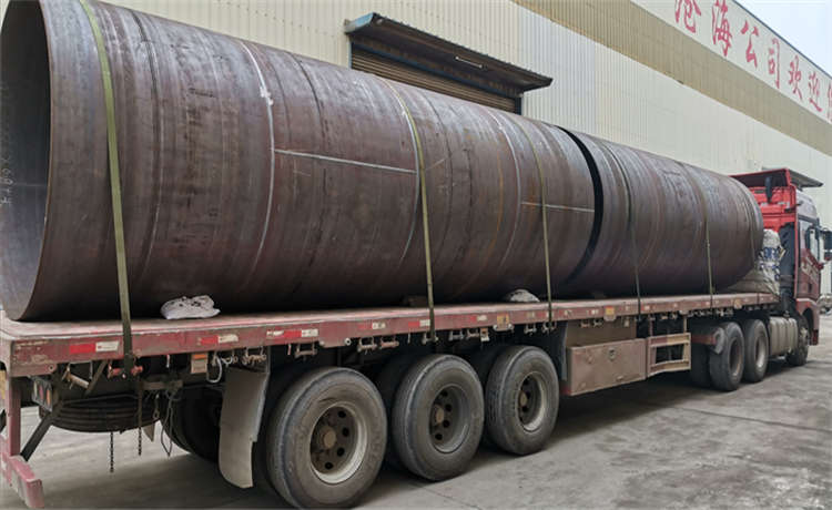 煙囪螺旋管,DN1800螺旋鋼管,1000mm鎖扣鋼管樁,800鋼立柱