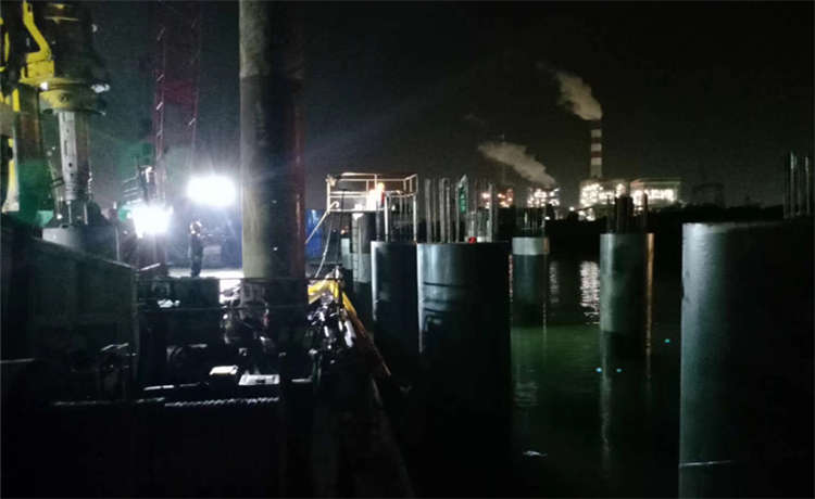 1000-20厚鋼立柱加工廠家,崇左DN400mm螺旋管,426螺旋焊管,大型螺旋鋼管廠家質量可靠