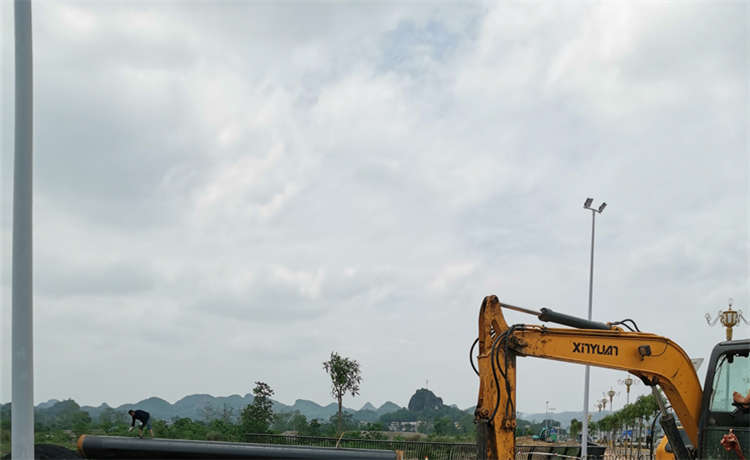 1420-10mm螺旋焊管，防城港1224-12螺旋鋼管，813mm螺旋鋼管，螺旋鋼管廠家